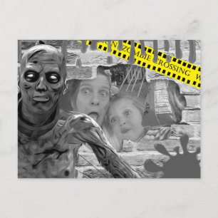 Carte Postale Photo personnalisée Halloween piégée derrière le m