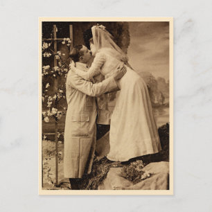 Carte Postale Photo vintage de Mariage Couple Kissing