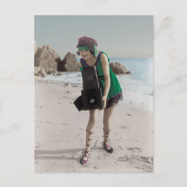 Carte Postale Photographe Flapper à la plage (Devant)