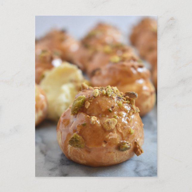 Carte Postale Photographie alimentaire Caramel Nut Cream Puff Ch (Devant)