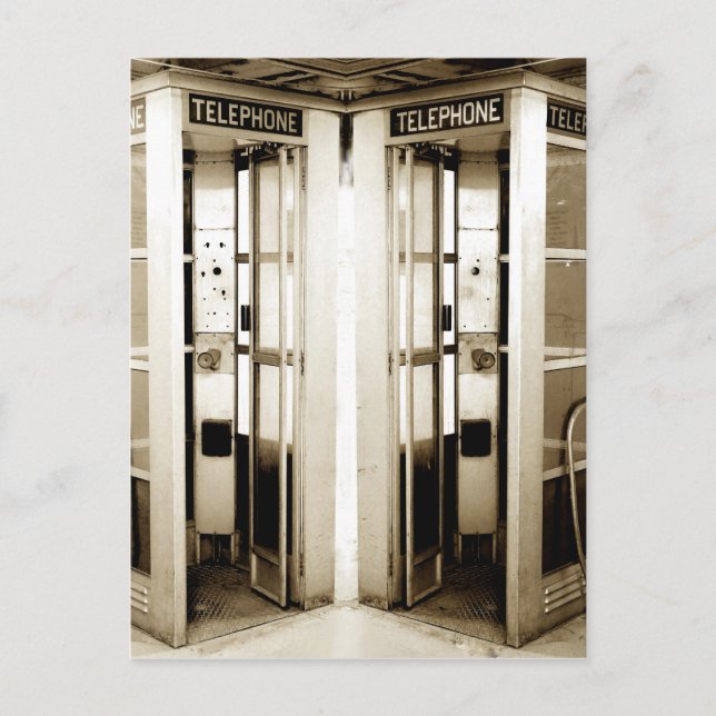 Carte Postale Photographie d'anciens cabines téléphoniques  (Devant)