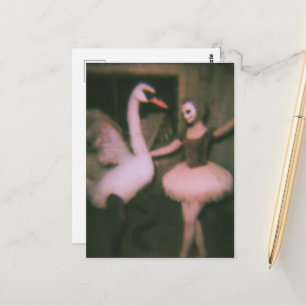 Carte Postale Photographie fausse vintage de ballerine et de cyg