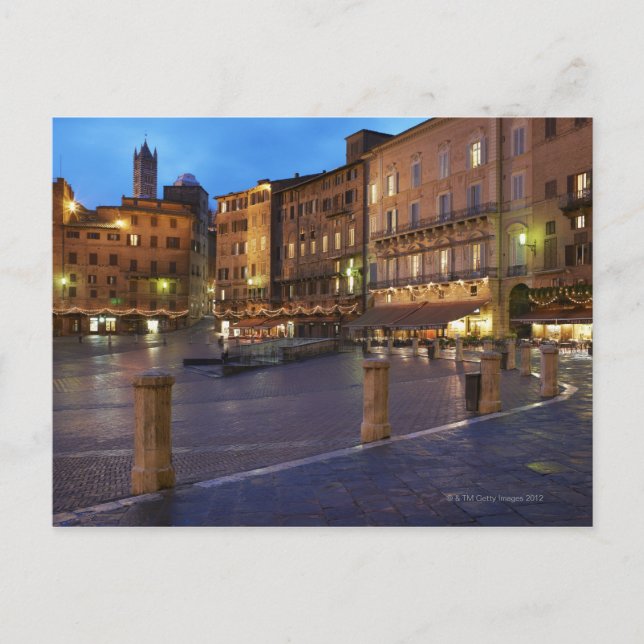 Carte Postale Piazza Del Campo à la tombée de la nuit, Sienne. (Devant)