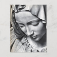 Pieta de Michel-Ange sur le visage de Vierge Marie