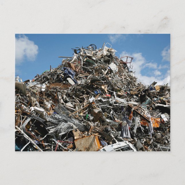 Carte Postale Pile d'ordures à la décharge (Devant)