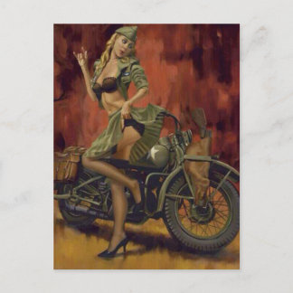 CARTE POSTALE PINUP GIRL AND MOTORCYCLE.