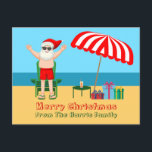 Carte Postale Plage Santa Claus Cute Custom Christmas<br><div class="desc">Cette jolie carte postale de Noël ensoleillée fait la carte postale parfaite pour les beaux jours à la piscine ou à la plage. Faites-en une extravagance amusante sur le thème du pôle nord avec le Père Noël dans ses maillots de bain à côté d'un parapluie de plage rayé rouge et...</div>