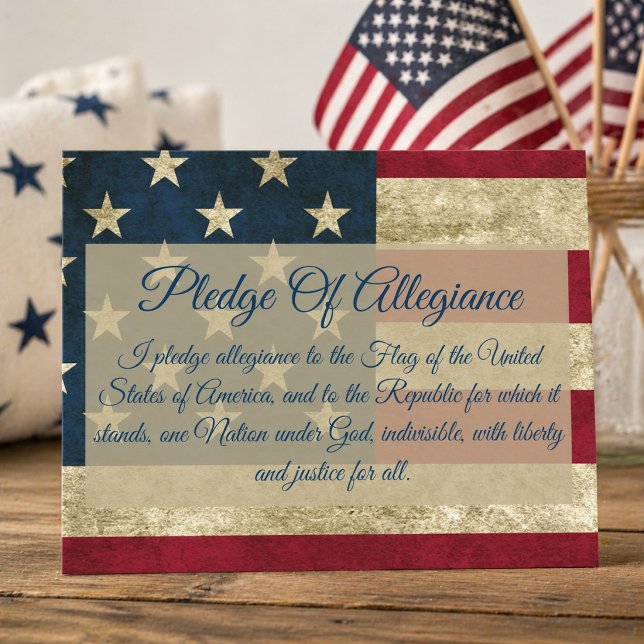 Carte Postale Pledge of Allegiance Distressed American Flag (Créateur téléchargé)