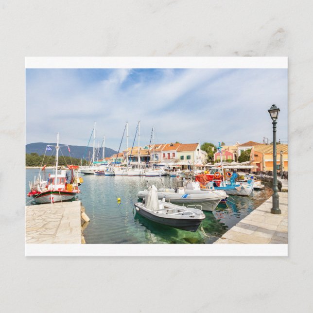 Carte Postale Port grec avec voiliers à Fiskardo (Devant)