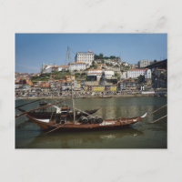 Portugal, Porto, Bateau Avec Barils De Vin