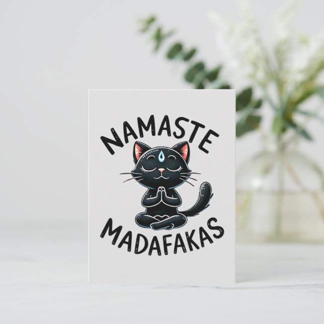 Carte Postale Pose de Yoga de chat - Namaste Madafakas (Debout devant)