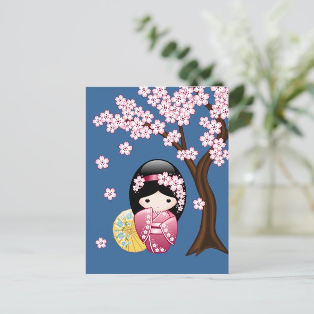 Carte Postale Poupée Spring Kokeshi - Japonaise Geisha Miss You (Debout devant)