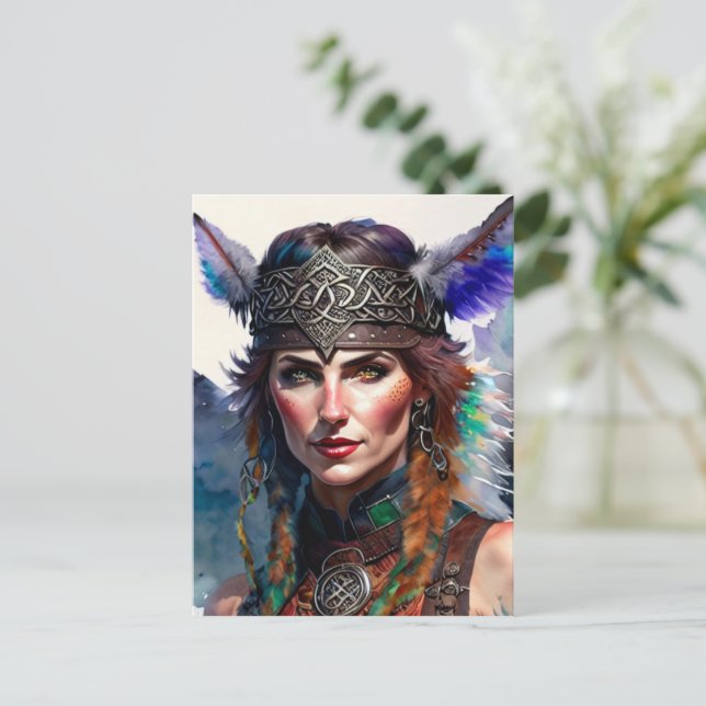 Carte Postale princesse guerrière celte (Debout devant)