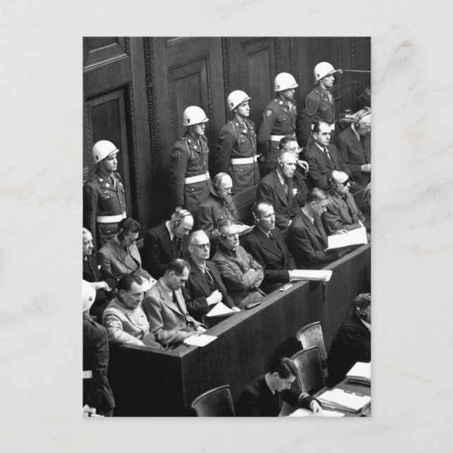 Carte Postale Procès de Nuremberg.  Vue en bas de l'image_Guerre (Devant)