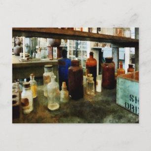 Carte Postale Produits chimiques incorporés en bouteilles