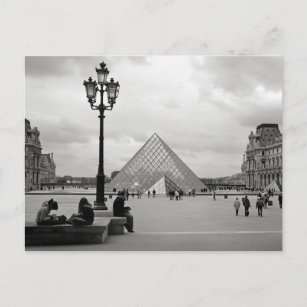 Carte postale Pyramide de verre du Louvre