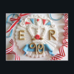 Carte postale Queen's 90th Birthday<br><div class="desc">La conception originale que j'ai créée et j'ai participé à un concours national pour la conception d'un gâteau pour Sa Majesté la Reine. Le design est arrivé jusqu'aux cinq dernières.</div>