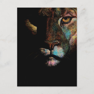 Carte Postale Radiant Darkness - Élégance Effrayante Lionne
