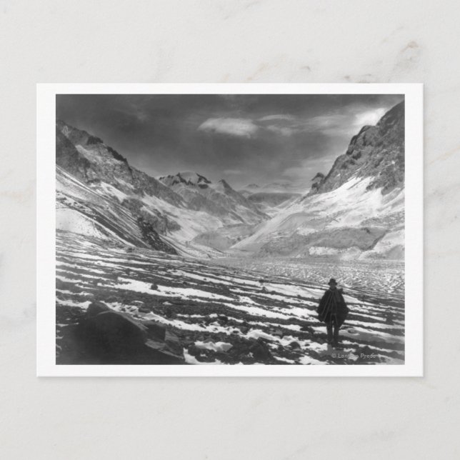 Carte Postale Randonneur dans la vallée de l'Aconcagua au Chili  (Devant)