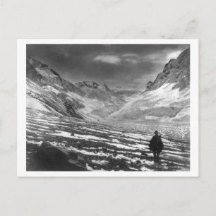 Carte Postale Randonneur dans la vallée de l'Aconcagua au Chili 