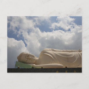 Carte postale Reculer la statue de Bouddha