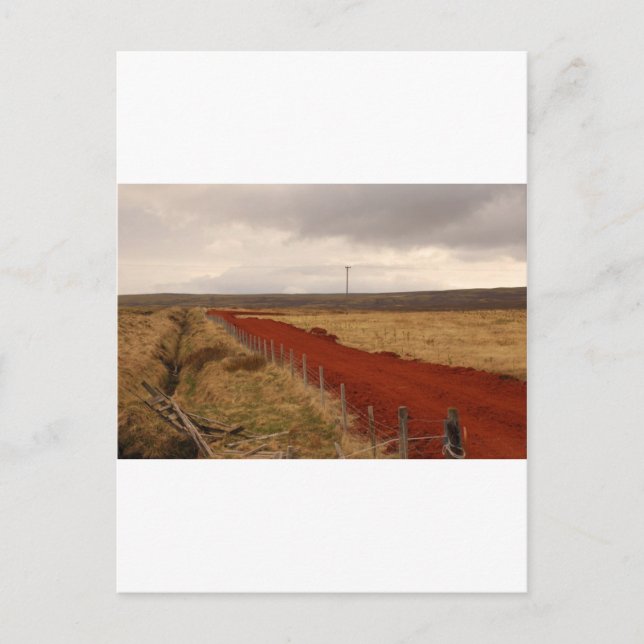 Carte Postale Red Dirt Road In Iceland (Devant)