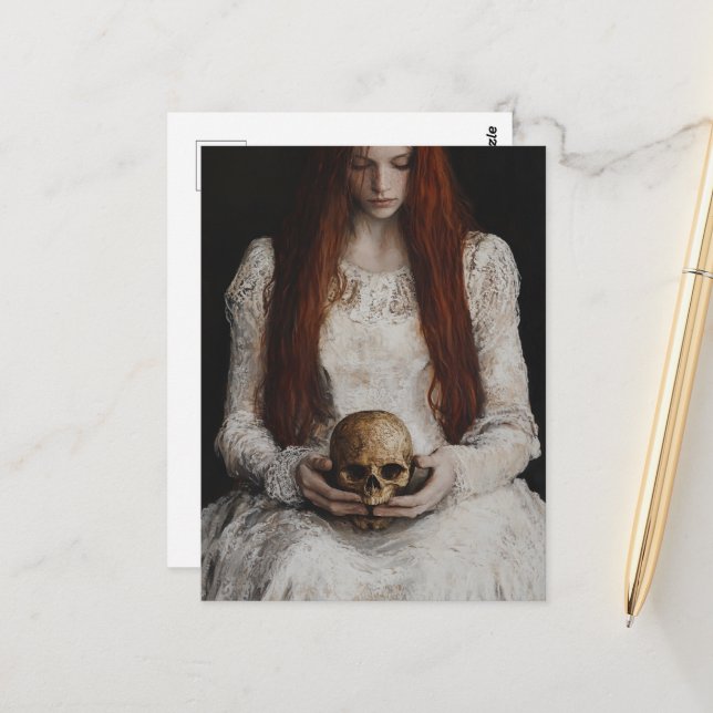 Carte Postale Red haired Woman With a Skull (Devant/Arrière en situation)