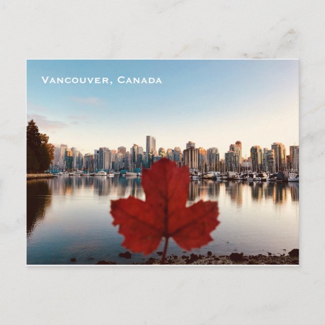 Carte postale Red Maple Leaf Skyline de Vancouver  (Devant)