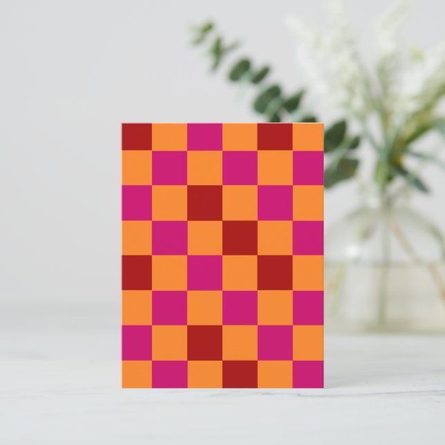 Carte Postale Red Orange Pink Checkered Pattern Design  (Debout devant)