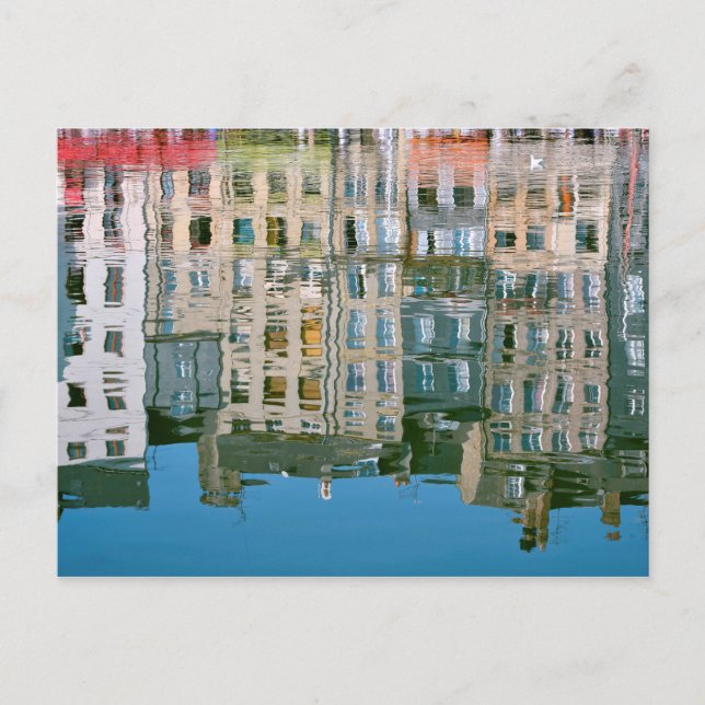 Carte Postale Réflexion de la façade dans l'eau (Devant)
