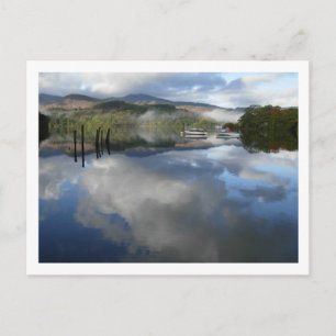Carte Postale Réflexions sur les bateaux sur Derwentwater