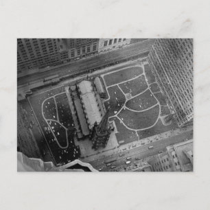 Carte Postale Regard sur l'église de la Trinité et le cimetière