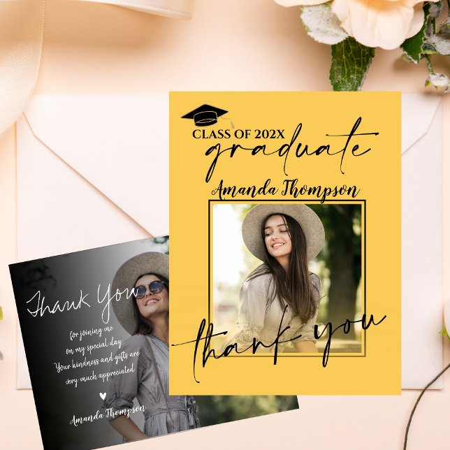 Carte Postale Remerciement de photo de remise de diplôme Script  (Class of 2025 Script Graduation Photo Thank You Postcard)