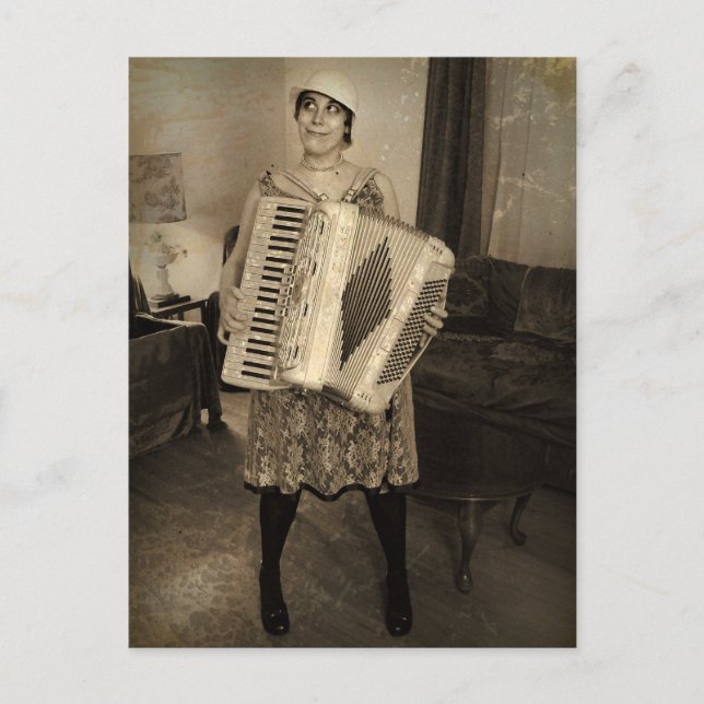 Carte Postale Retro Accordion Girl (Devant)
