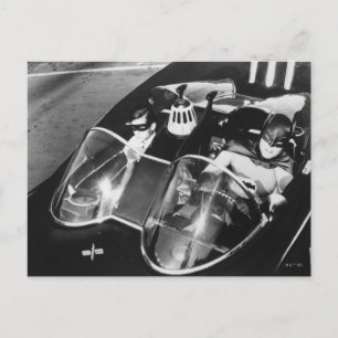 Carte Postale Robin et Batman en Batmobile