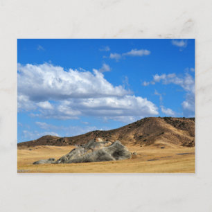 Carte Postale Roche peinte sur la plaine