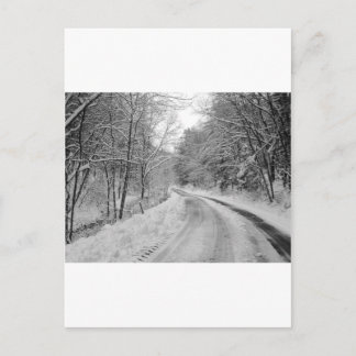 Carte Postale Route Pays Image noire et blanche avec neige