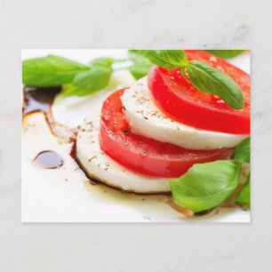 Carte Postale Salade Caprese. Tranches de tomates et de mozzarel
