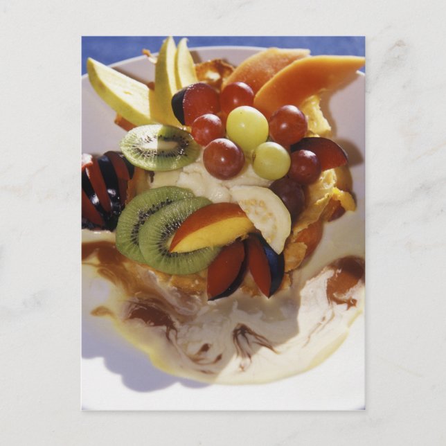 Carte Postale Salade de fruits avec de la glace. (Devant)