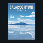 Carte Postale Salar de Uyuni Bolivie Art de voyage Vintage<br><div class="desc">Salar de Uyuni dans un style d'art vectoriel. Salar de Uyuni,  au milieu des Andes dans le sud-ouest de la Bolivie,  est la plus grande saline du monde.</div>