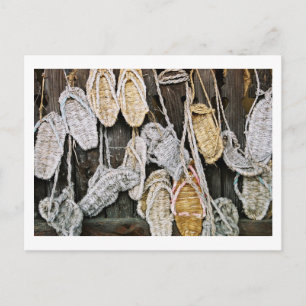 Carte Postale Sandales de paille traditionnelles : Saijo, Japon