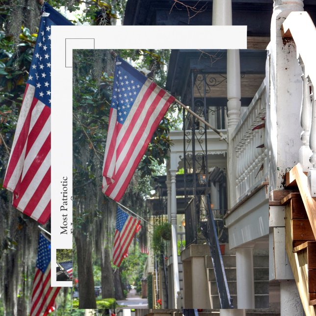 Carte Postale Savannah GA Patriotic Flags Jones St Photographie (Créateur téléchargé)