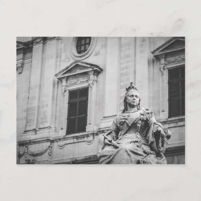 Carte Postale Sculpture de la reine Victoria à La Valette, Malte (Devant)