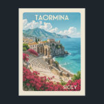 Carte Postale Sicile vintage Taormina Italie Voyage italien<br><div class="desc">N'importe qui aimerait recevoir cette carte postale de voyage vintage avec une illustration rétro de la ville de Taormina à Siclité,  en Italie !</div>