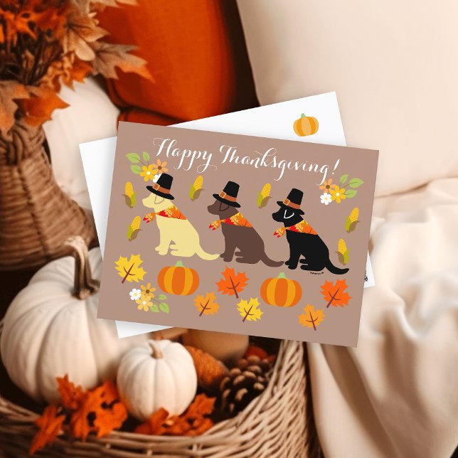 Carte Postale Silhouette de Labrador pour la fête d'Action de gr (Happy Thanksgiving Labrador Silhouette Design Postcard for Labrador Owners.  Autumn colors.)