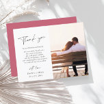 Carte Postale Simple Magenta Pink Script Photo Mariage Merci<br><div class="desc">Simple Magenta Pink Script Photo Mariage Merci Cartes - Elégance moderne avec typographie personnalisée. Capturez l'essence de votre histoire d'amour avec nos cartes de remerciement de mariage élégantes avec un design minimaliste et un charmant dos rose magenta poussiéreux. Ajoutez une touche personnelle à votre célébration en incorporant votre photo préférée...</div>