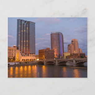 Carte Postale Skyline À Dusk, Sur La Grande Rivière 2