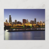 Skyline du centre-ville de Chicago à la tombée de