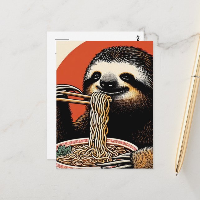 Carte Postale Sloth Eating Ramen Bois Imprimer (Devant/Arrière en situation)
