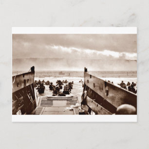 Carte Postale Soldats des LCI se baladant à terre